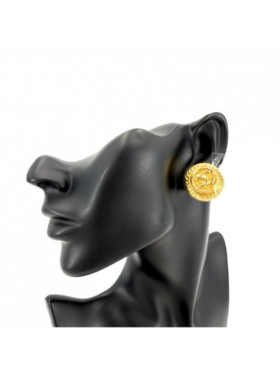 Chanel Earrings CC Logo Round Vintage Gold Plated main image 6